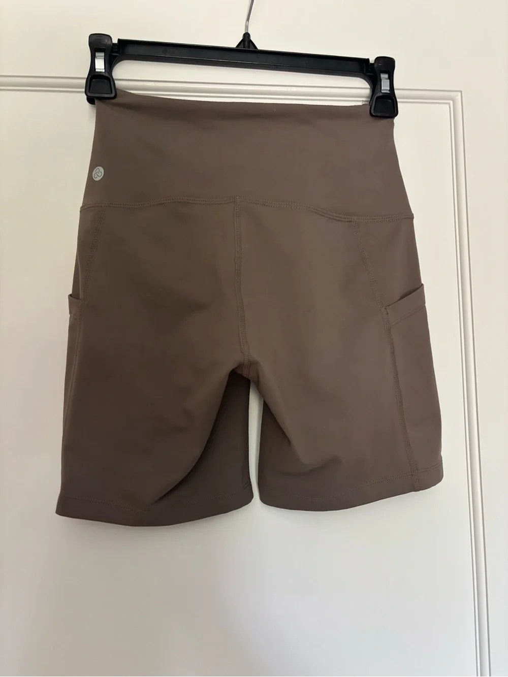 Zella High-Waist Women’s Bike Shorts  Taupe XS